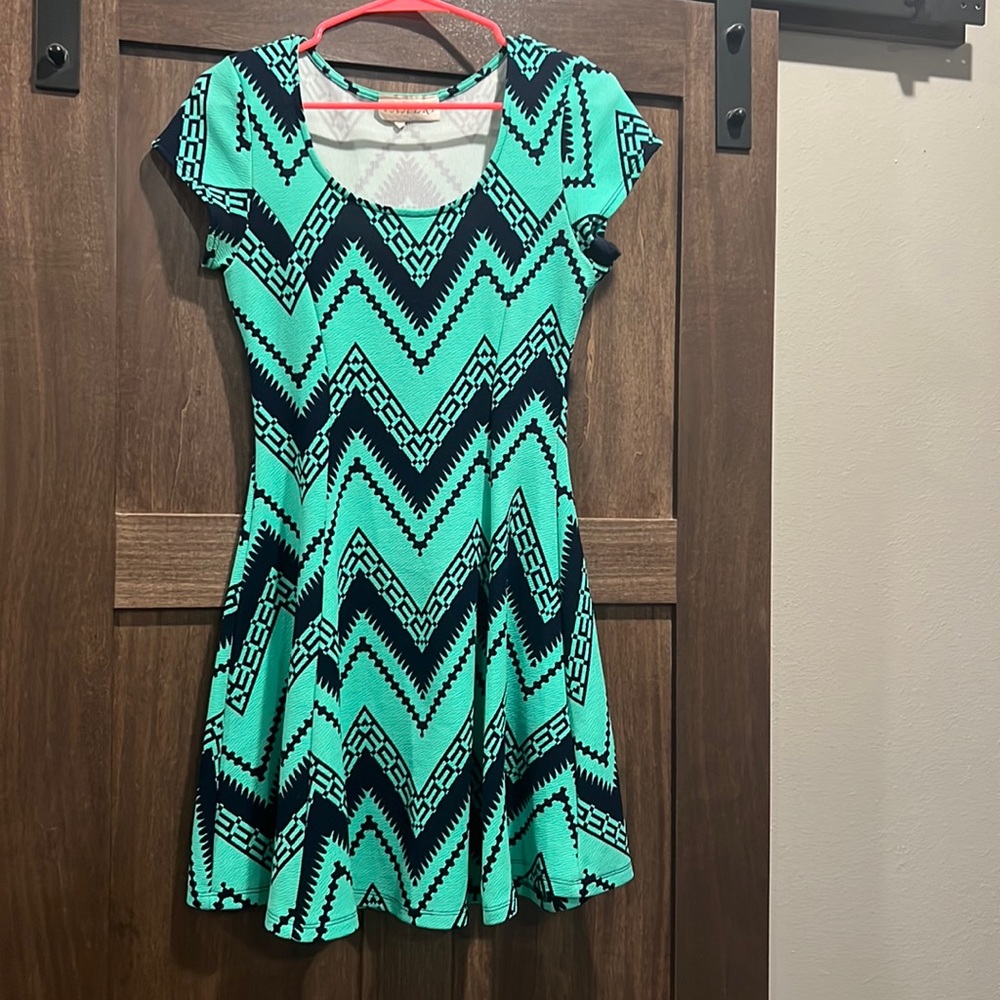 Women’s dress